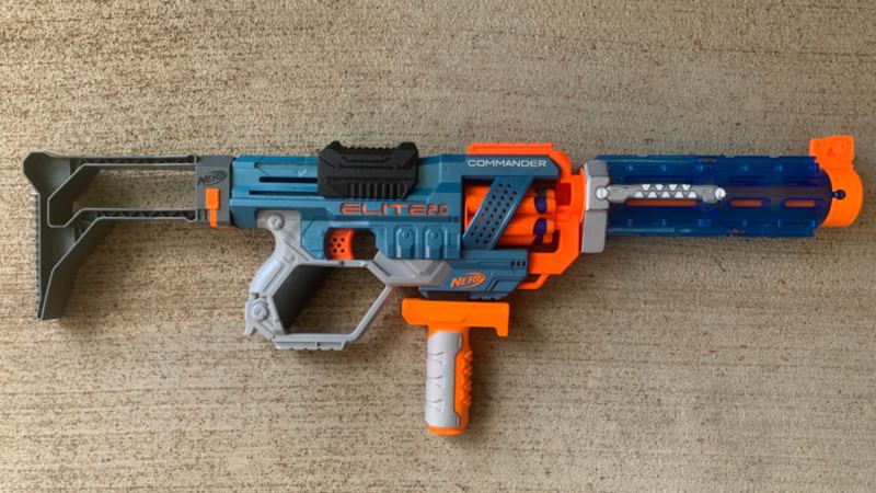nerf commander with attachments